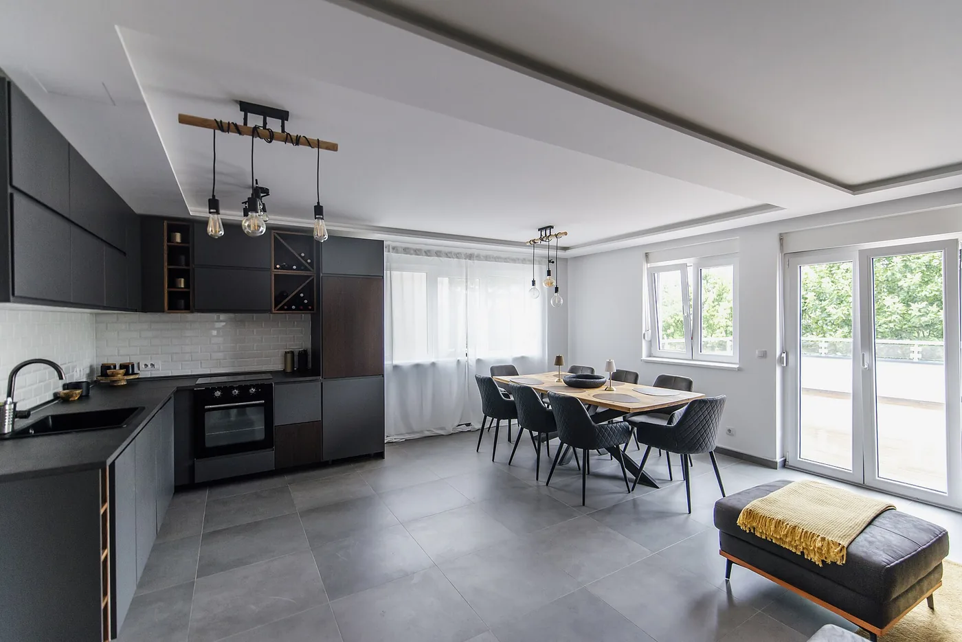 Modern open-plan kitchen and dining area